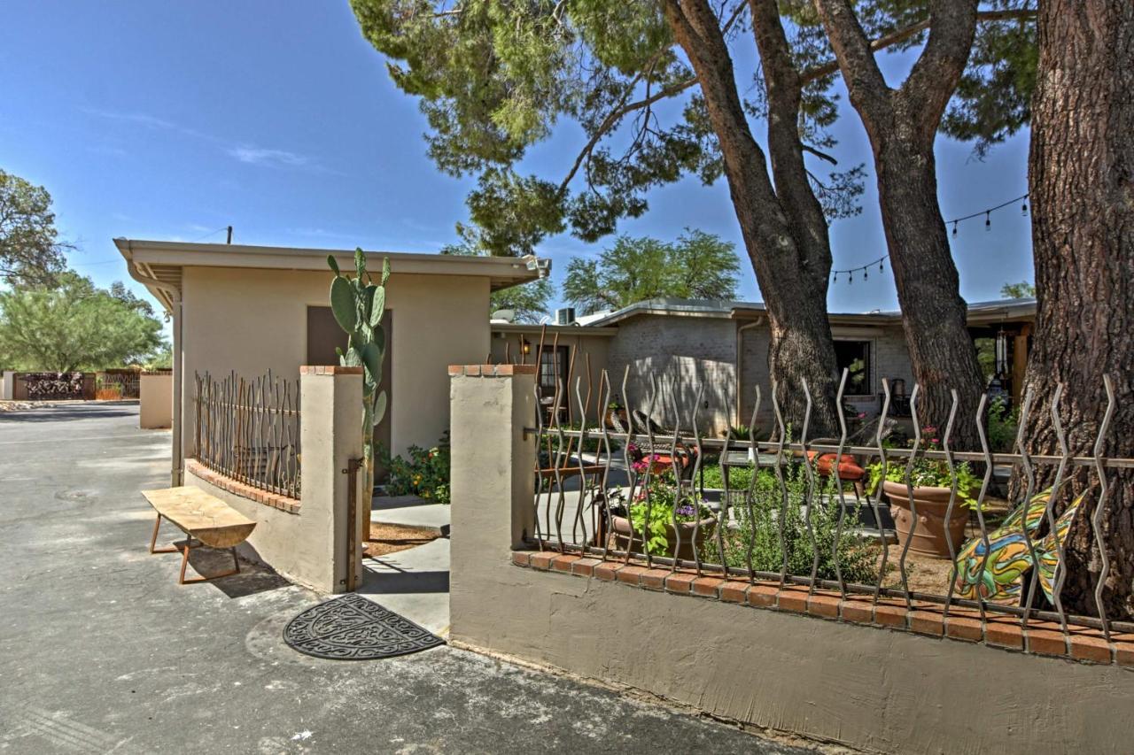 Pet-Friendly Tucson Casita Shared Hot Tub And Porch Villa Buitenkant foto