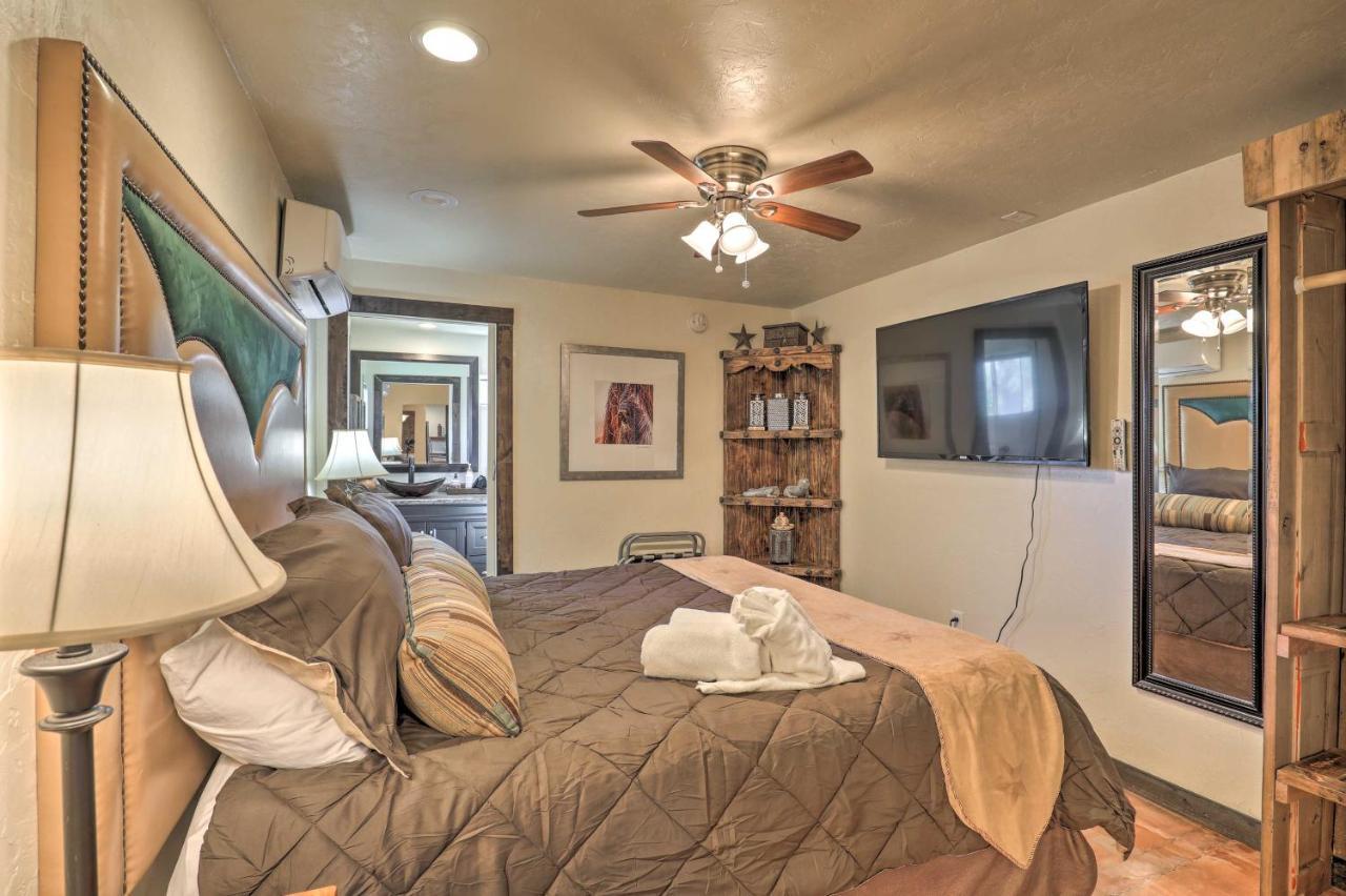 Pet-Friendly Tucson Casita Shared Hot Tub And Porch Villa Buitenkant foto