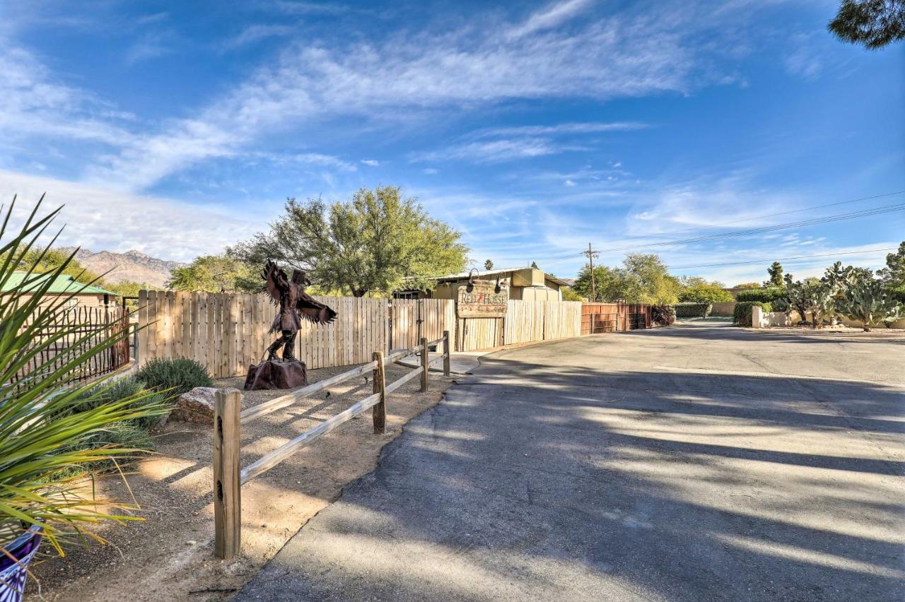 Pet-Friendly Tucson Casita Shared Hot Tub And Porch Villa Buitenkant foto